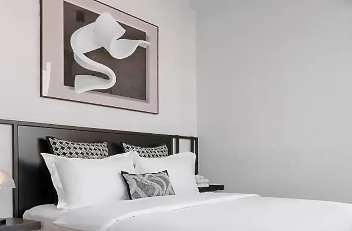 Casa Blanca Dusit بيت شباب بانكوك