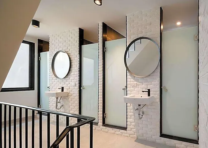 Casa Blanca Dusit بانكوك
